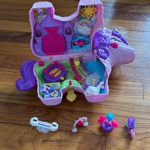 Polly Pocket 2-in-1 Unicorn Party Travel Toy, Large Compac